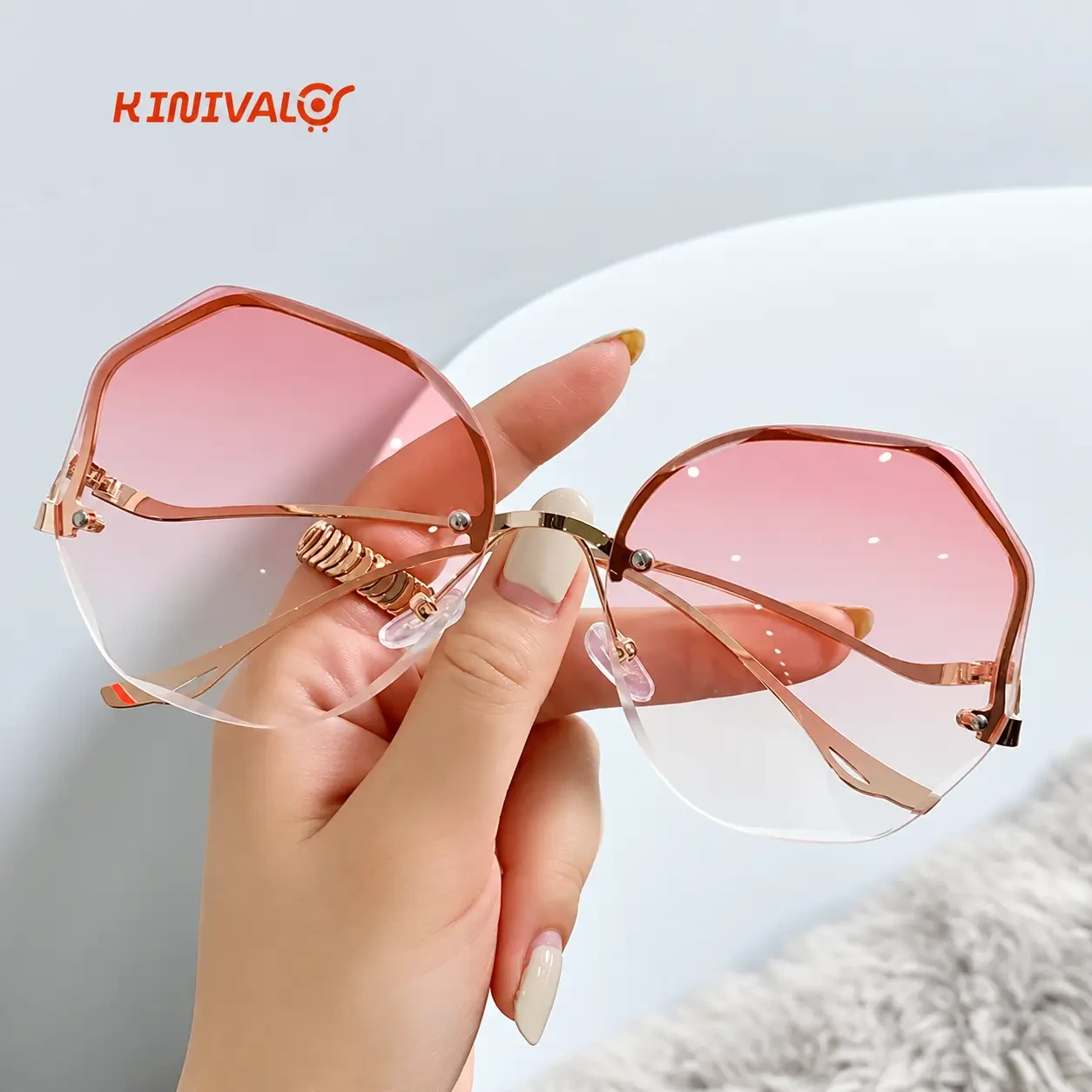 🌸 Rose Gold Sunglasses